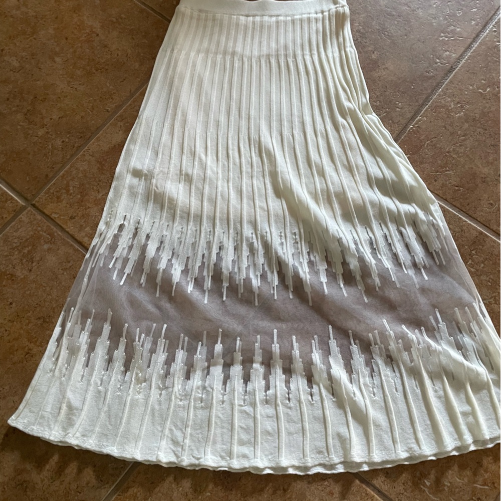 NWOT Zara white skirt